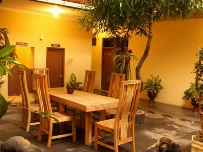 Sagan Huis Hotel Джокякарта Екстериор снимка