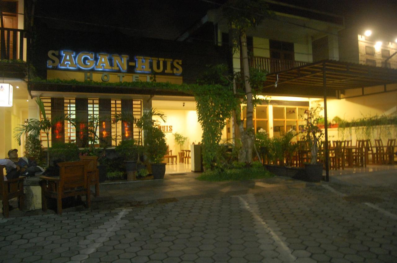 Sagan Huis Hotel Джокякарта Екстериор снимка