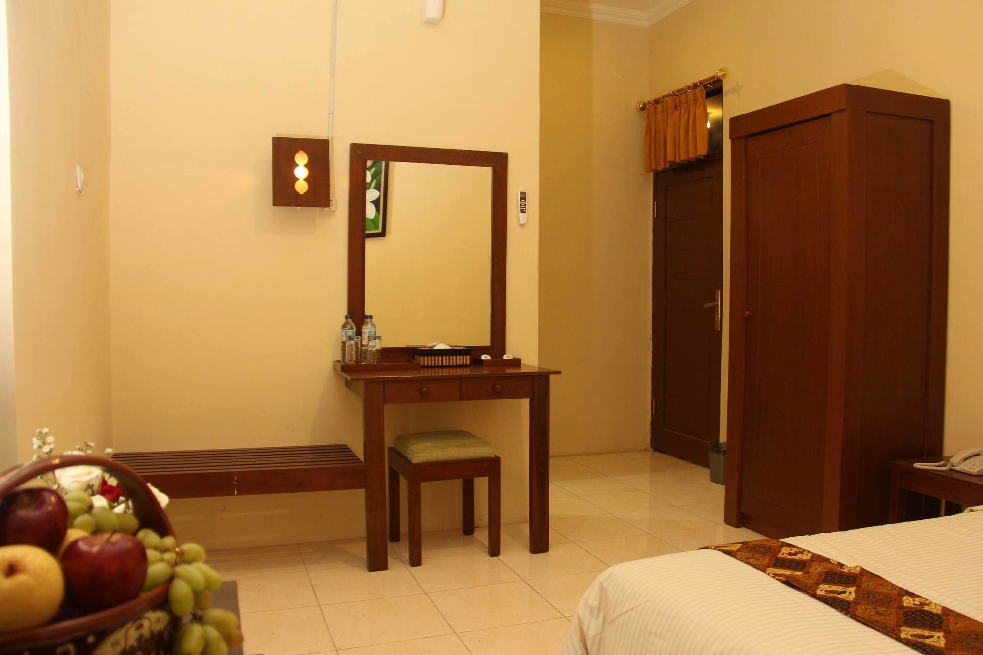 Sagan Huis Hotel Джокякарта Екстериор снимка